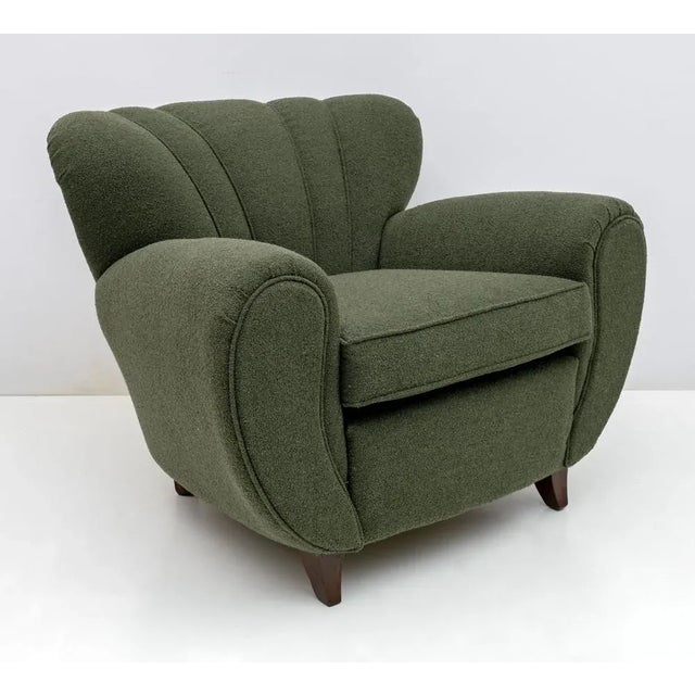 Set of Italian Art Deco Bouclé Armchairs attributed to Guglielmo Ulrich, 1940s For Sale - Image 6 of 10
