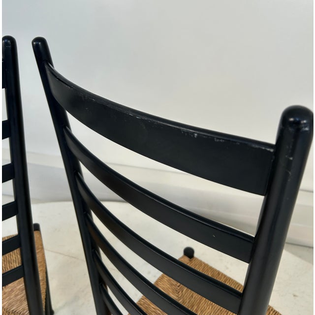 1960s Vintage Gio Ponti Style Black Ladder Back Dining Pair of Chairs For Sale - Image 4 of 10
