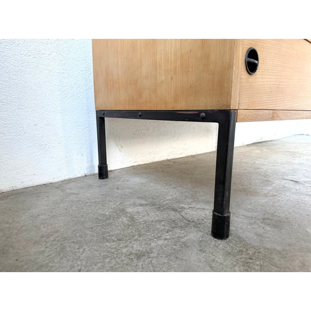 Brown Chest of 3 Drawers in Oak and Lacquered Metal from ARP, France, 1960s For Sale - Image 8 of 18