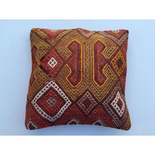 This Turkish pillow cover measures 16" x 16" and is made from the highest quality vintage Kilim in 100% wool on the front....