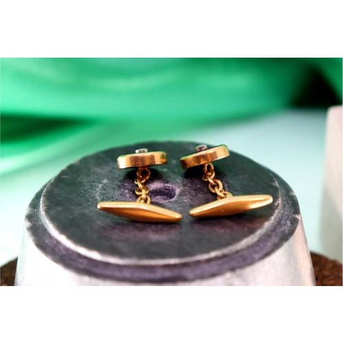 Oval-Shaped Gold Cufflinks with Zirconias, Set of 2 For Sale - Image 5 of 7
