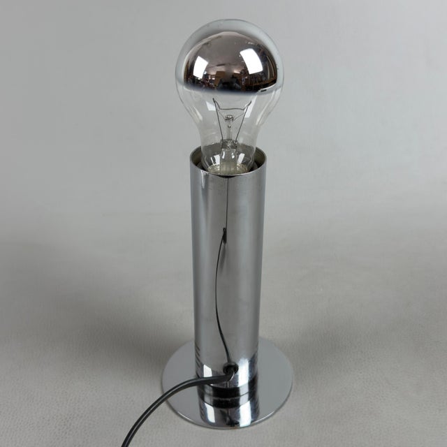 Space Age Chromed Metal Cylinder Table Lamp by Targetti Sankey, 1970 For Sale - Image 4 of 11