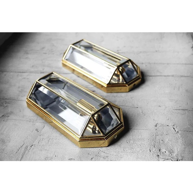 Geometric Mid-Century Modern Sconces in Brass, 1970s, Set of 2 For Sale - Image 6 of 11