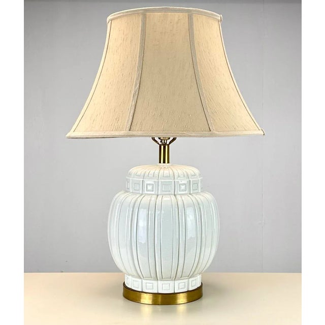 Mid Century Modern Ginger Jar Form Ceramic Table Lamp For Sale - Image 11 of 11