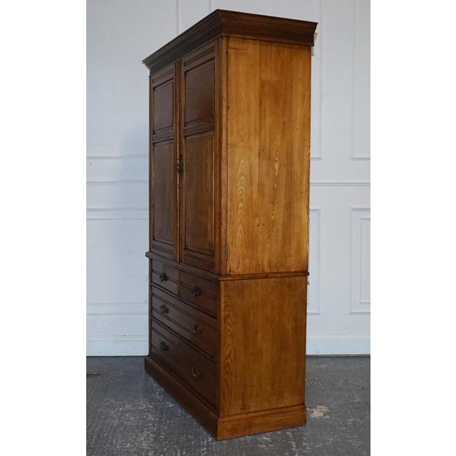 Antique English Victorian Oak Linen Press Wardrobe with Drawers For Sale - Image 15 of 18