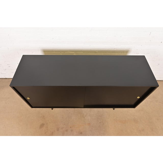 Paul McCobb Planner Group Mid-Century Modern Black Lacquered Sideboard Credenza, Newly Refinished For Sale - Image 11 of 14