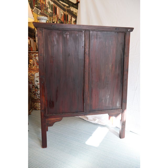 Early 20th-Century Chinese Red Lacquer Pantry Cabinet For Sale - Image 17 of 18