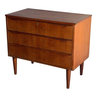 Vintage Danish Modern Teak 3 Drawer Chest Dresser Mid Century Scandinavian Cabinet For Sale
