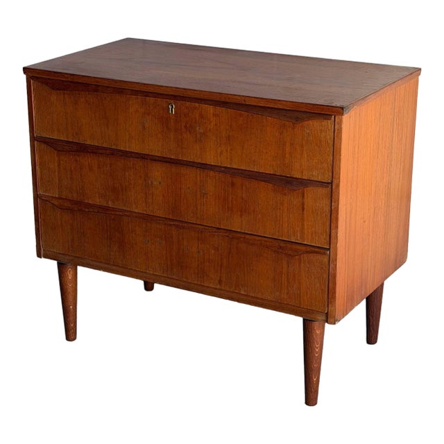 Vintage Danish Modern Teak 3 Drawer Chest Dresser Mid Century Scandinavian Cabinet For Sale