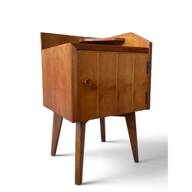 Mid-Century Bedside Cabinets in Maple & Heywood, 1960, Set of 2 For Sale - Image 4 of 9