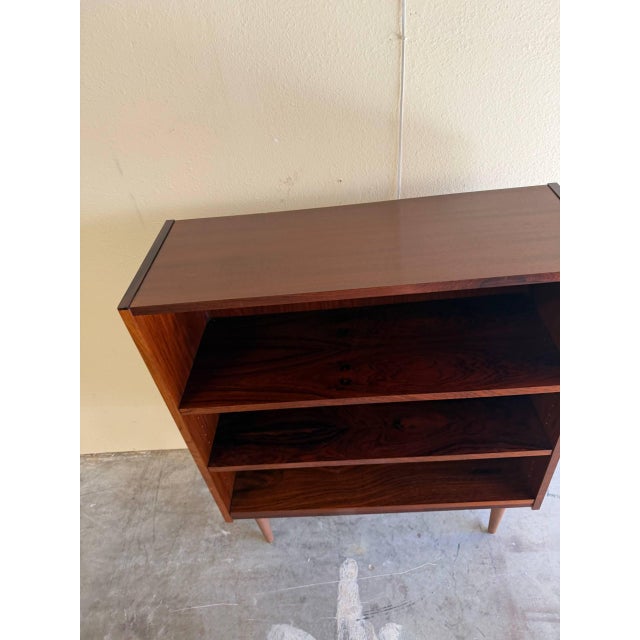 Brown Mid Century Danish Rosewood Bookcase – Vintage Scandinavian Open Shelving Cabinet 1960s For Sale - Image 8 of 9