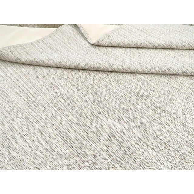 Galerie Shabab Collection Mid-20th Century Handmade Turkish Flat-Weave Kilim Room Size Carpet For Sale - Image 10 of 10