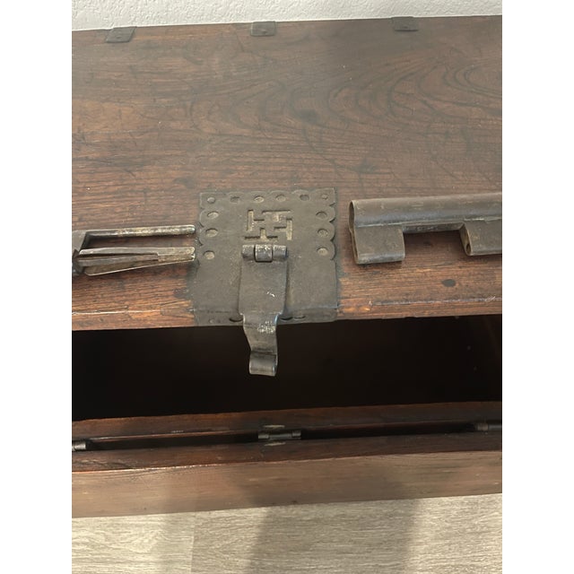 Antique Korean Money Chest Trunk 18th Century Whirlong Log Accents For Sale In New Orleans - Image 6 of 9