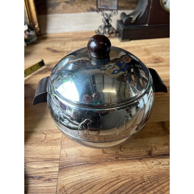 Mid-Century Modern 1970s Silver Round Ice Bucket/Champagne Bucket With Wood Handles and Penguin Details For Sale - Image 3 of 6