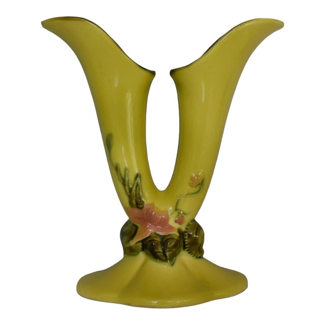 1950s Hull Pottery Woodland Double Bud Vase Green With Pink Floral For Sale