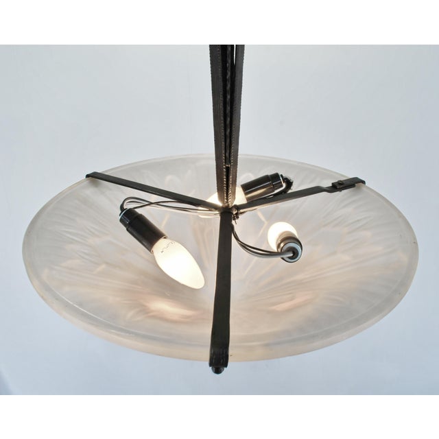 French Art Deco Chandelier by Verreries Des Hanots - 1930 France For Sale - Image 11 of 14