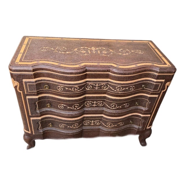 Vintage Maitland-Smith Hand-Painted Serpentine Three-Drawer Chest – Designer Accent Dresser For Sale