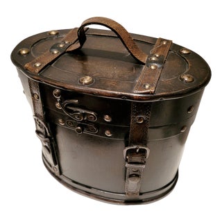 Art Deco Hat Box in Wood, Leather and Brass, 1920s For Sale