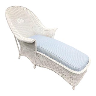 Early 20th Century Wicker Chaise Lounge For Sale
