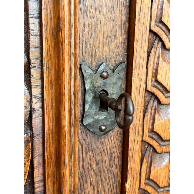 20th Century Catalan Spanish Large Buffet With Two Carved Drawers and Two Doors For Sale - Image 11 of 13