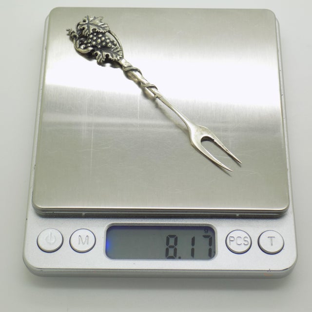 Vintage Italian Handmade Genuine Silver Cocktail Fork with Grape by Raspini Gioielli, 1990s For Sale - Image 9 of 12