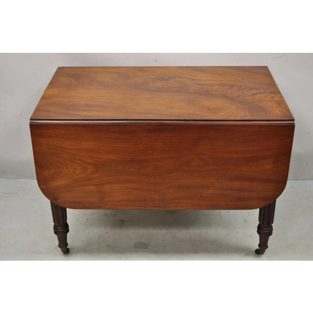 Antique Federal Sheraton Mahogany Drop Leaf Breakfast Dining Table W/ Drawer For Sale - Image 10 of 12