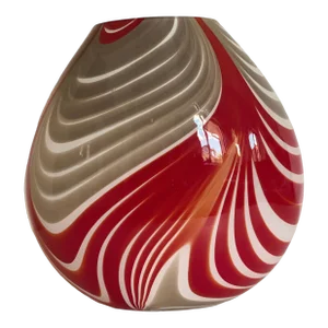 Contemporary Abstarct Vase in Milky-White Murano Style Glass With Red and Beige Reeds