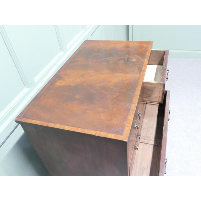 1900 - 1909 Georgian Style Flame Mahogany Chest of Drawers, 1900s For Sale - Image 5 of 7