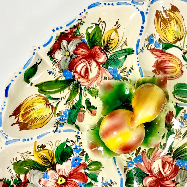 1960s Vintage Majolica Italian Nove Rose Boho Chic Oval Divided Serving Platter With Trompe L’Oeil Peaches Handle For Sale - Image 6 of 14