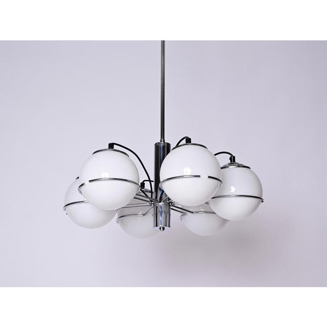 Metal Mid-Century Italian Chrome and Opaline Glass Chandelier by Targetti Sankey, 1970s For Sale - Image 7 of 18