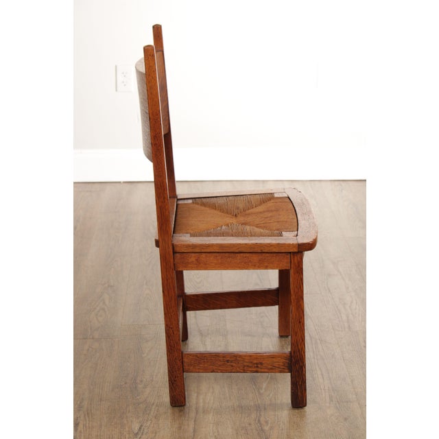 1910s Antique Stickley Brothers Mission Oak Rush Seat Side Chair For Sale - Image 5 of 12