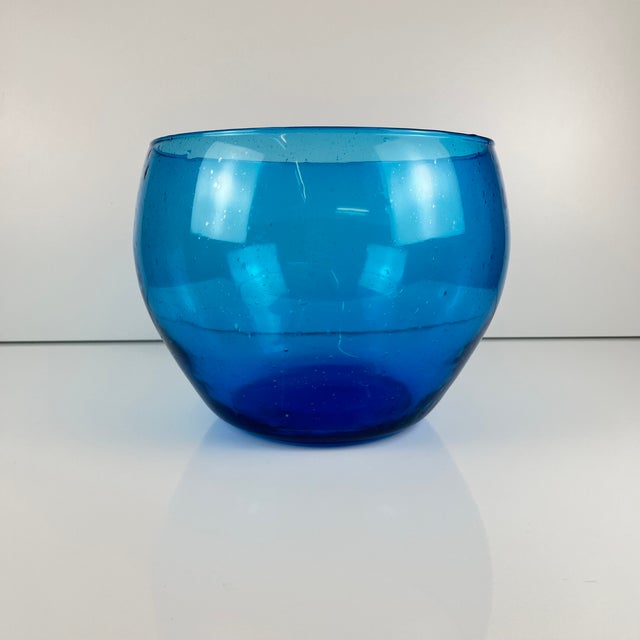 Cobalt Blue Bubbled Glass Punch Set in the style of Biot, 1970, Set of 10 For Sale - Image 10 of 14