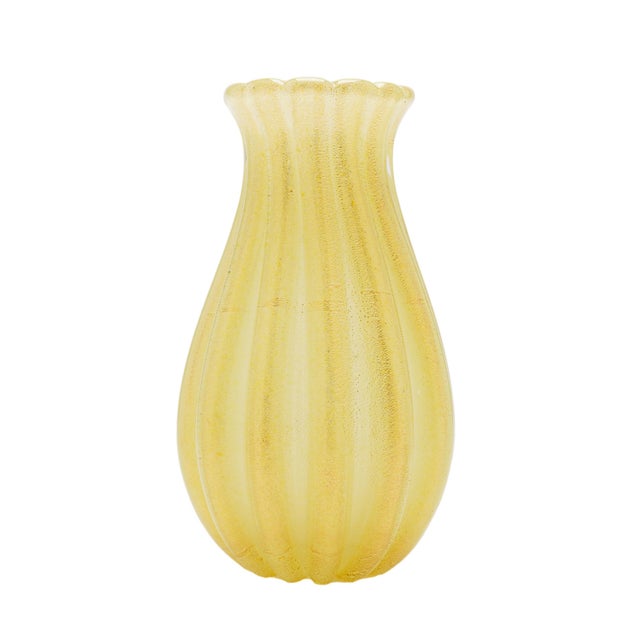 Mid-Century Modern Archimede Seguso Attributed Murano Gold-Infused Ribbed Blown Glass Vase, 1950's For Sale - Image 3 of 10