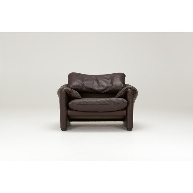 Maralunga Armchair by Vico Magistretti for Cassina, 1970s For Sale - Image 13 of 13
