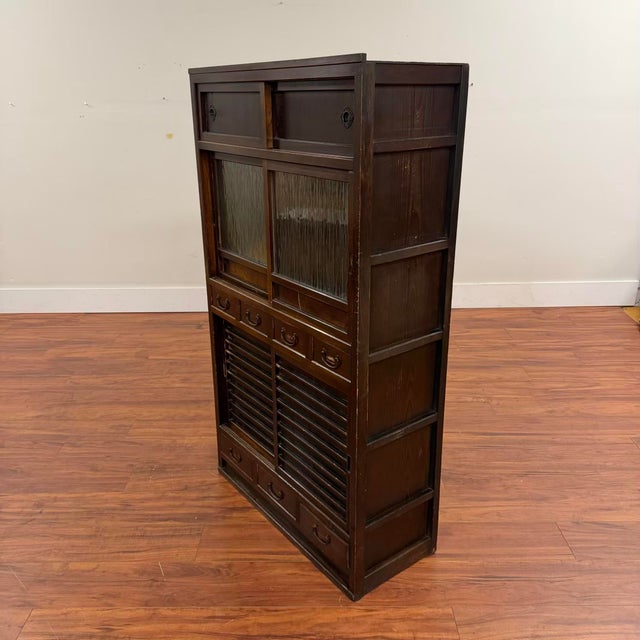 Japanese Vintage Japanese Mizuya Tansu Chest With Textured Glass and Sliding Doors For Sale - Image 3 of 18