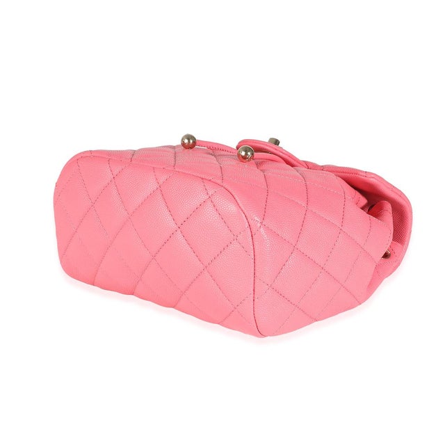 Item #: 155335 Interior Material: Fabric MSRP: 6,000 Features Interior: One zip pocket. Two slip pockets Dimensions: 6.7 x...
