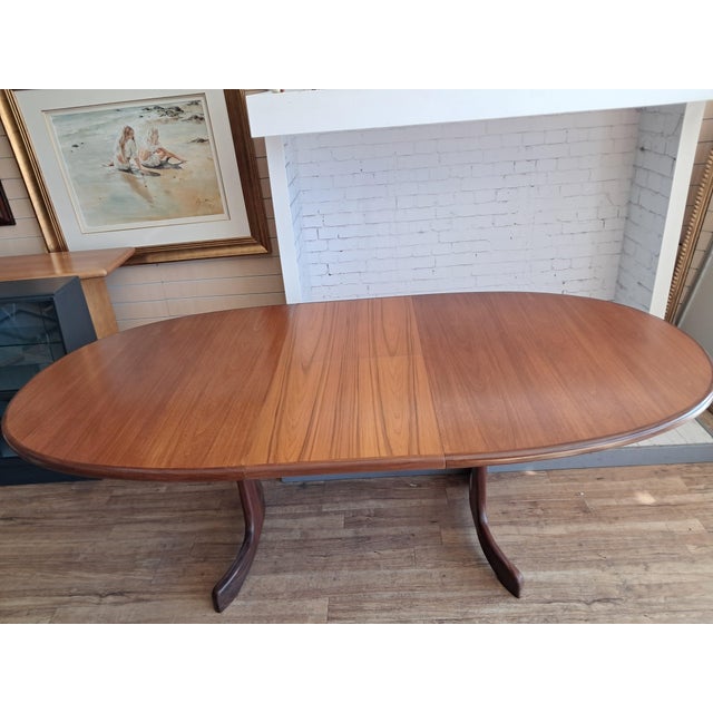 Mid-Century Fresco Extending Dining Table in Teak by Victor Wilkins for G-Plan, 1960s For Sale - Image 12 of 18