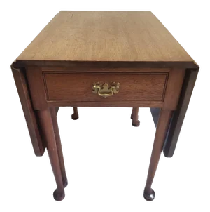 Biggs Kittinger Chippendale Mahogany Drop Leaf Table