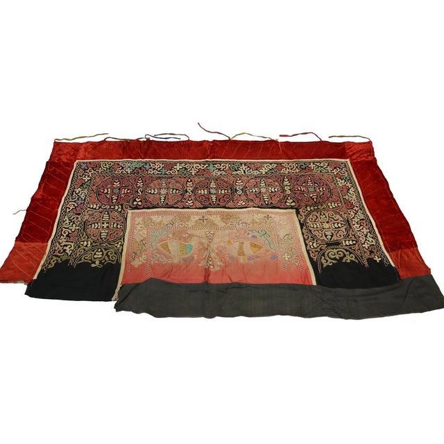 Vintage Kazakh hand embroidered Wall Hangings (Tuzkeez) uzkeez means “wall hanging” in Kazakh. These wall hangings are...