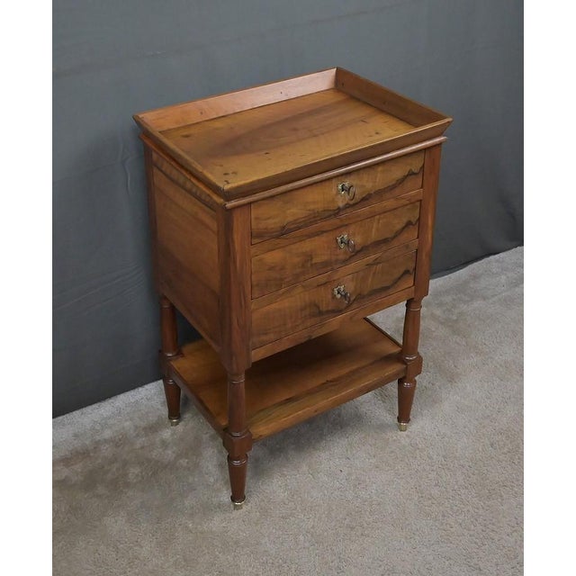 Small Louis-Philippe Walnut Side Table, 19th Century For Sale - Image 5 of 18