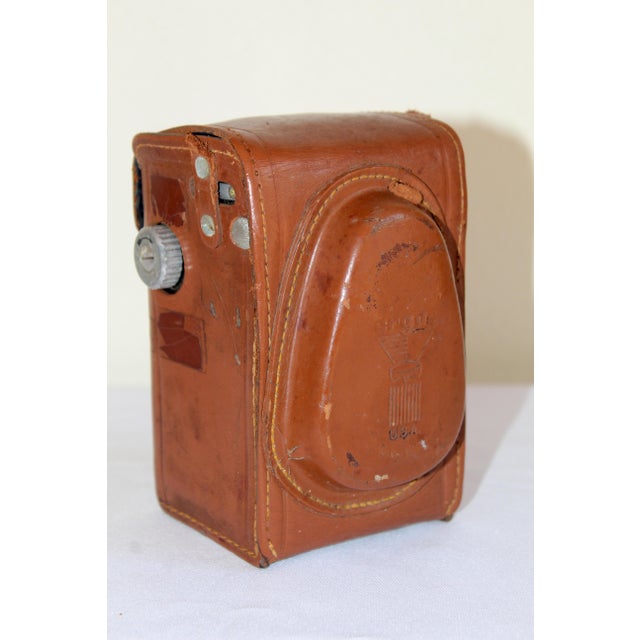 Vintage Argus Argoflex Twin Lens Reflex (Tlr) Camera – Bakelite 120 Film Camera With Argus Anastigmat Lens, Made in Usa, Circa 1950–1952 For Sale - Image 14 of 16
