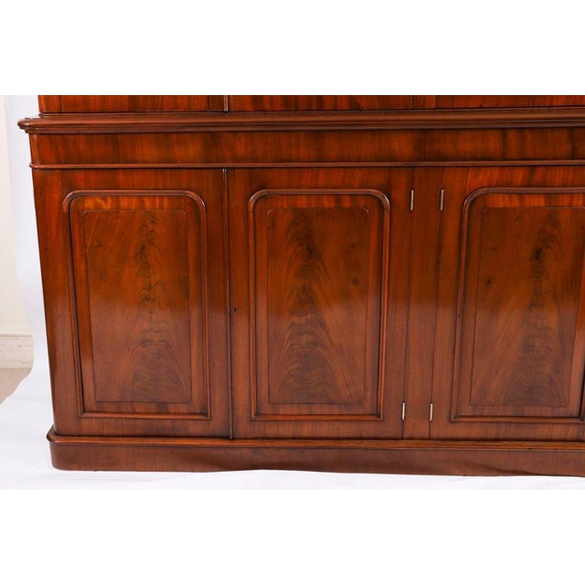 Antique 19th Century English Flame Mahogany Library Bookcase For Sale - Image 6 of 17
