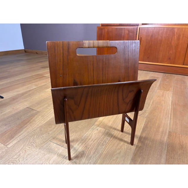 Vintage Danish Magazine Rack by Ejnar Larsen and Aksel Bender Madsen for Willy Beck, 1960 For Sale - Image 3 of 4