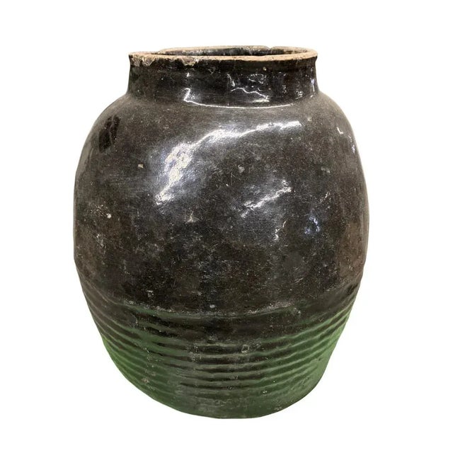 This striking handcrafted glazed pottery from the village in Shanxi province is a rare find and the perfect collector's...