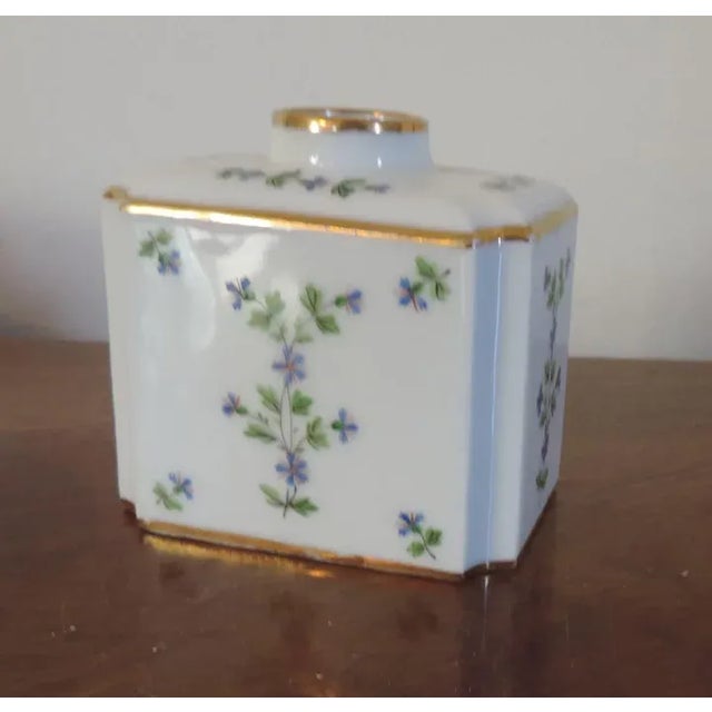 Ceramic 18th Century Porcelain Tea Caddy, Sprig or Cornflower Pattern For Sale - Image 7 of 10