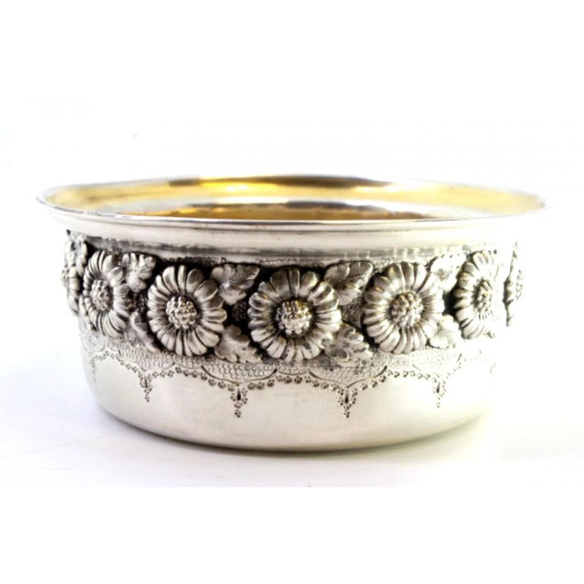 Silver Washbasin with Revealed Floral Engravings For Sale - Image 3 of 8