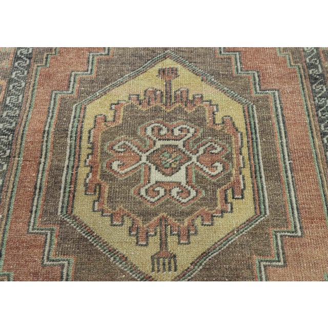 Turkish Vintage Rug 3'5" x 5'11" #20683 For Sale - Image 4 of 8