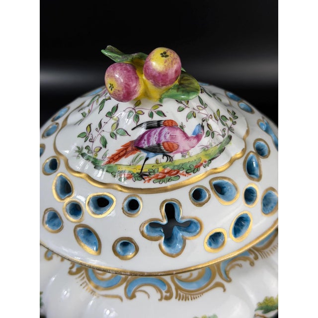 Samson Porcelain Covered Vase with Birds from Befos For Sale - Image 4 of 14