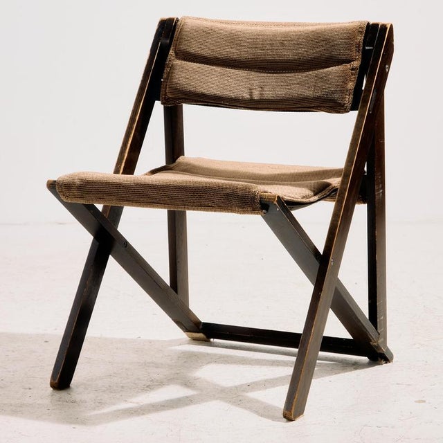 A foldable Cor chair from the 1970s, which can be a great choice for space saving as well as function. The chair’s frame...