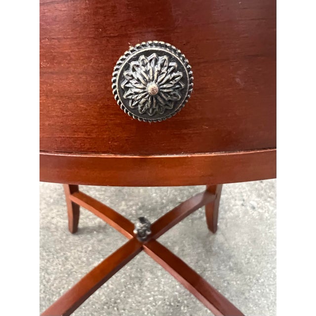 Bombay Company Mahogany Round Accent Table With Flip Out Drawers For Sale In New York - Image 6 of 8